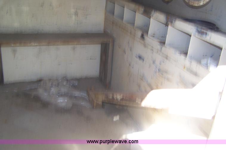 image for item A4549 1992 International 4900 crew cab bucket truck