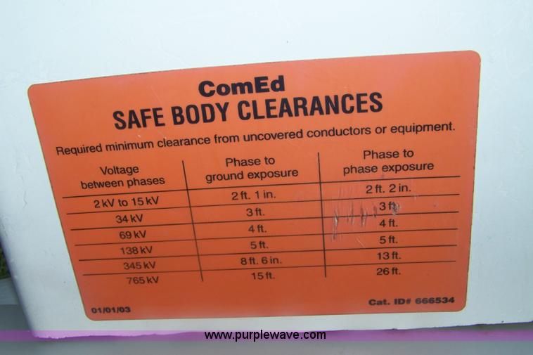 image for item A4549 1992 International 4900 crew cab bucket truck