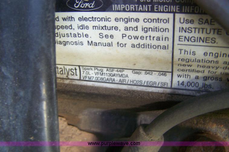 image for item A4550 1997 Ford F700 service truck