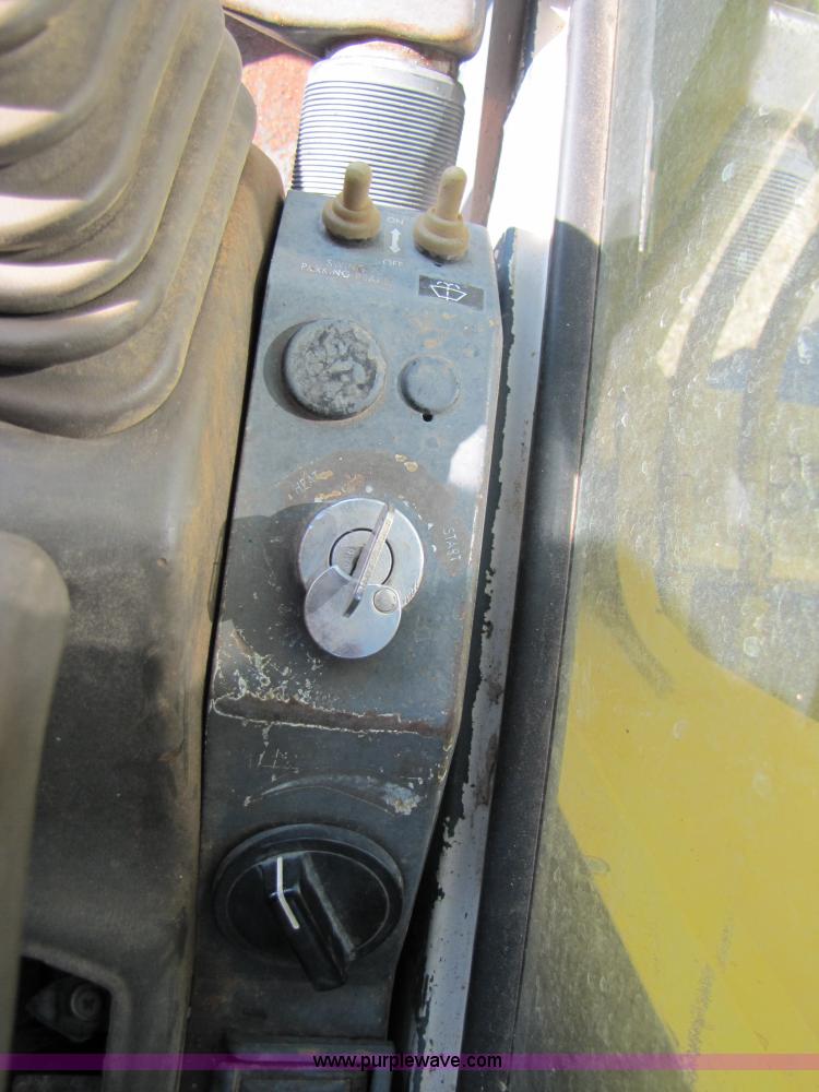 image for item A4653 Komatsu PC220LC excavator