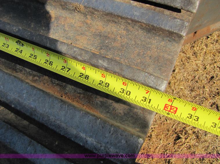 image for item A4653 Komatsu PC220LC excavator