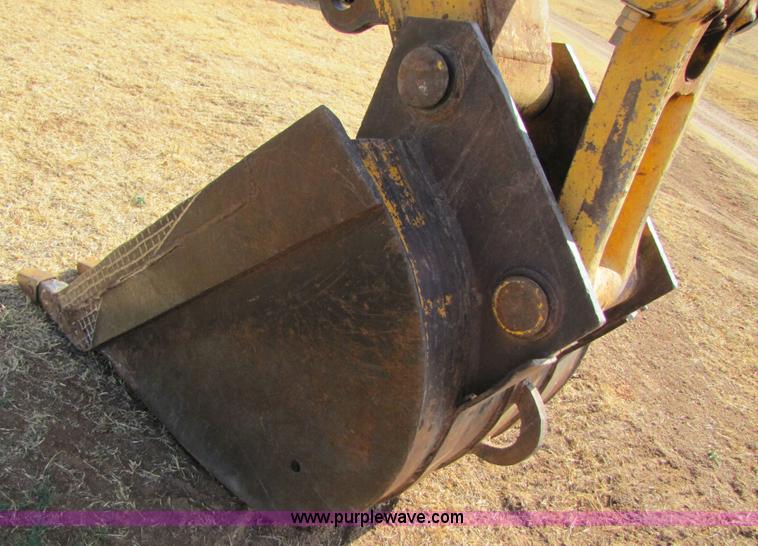 image for item A4653 Komatsu PC220LC excavator