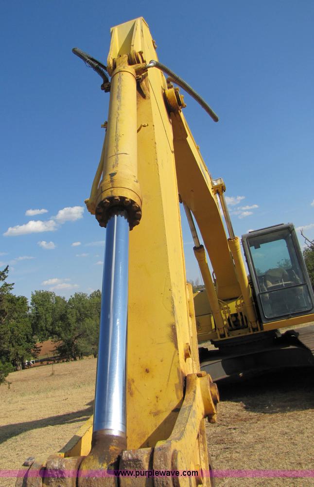 image for item A4653 Komatsu PC220LC excavator