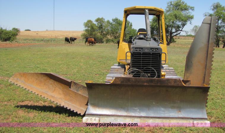 image for item A4654 2003 John Deere 450H LT dozer