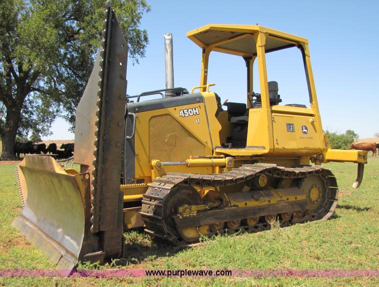 image for item A4654 2003 John Deere 450H LT dozer
