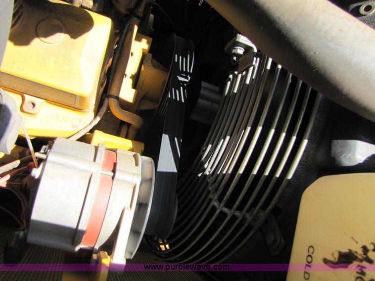 image for item A4654 2003 John Deere 450H LT dozer