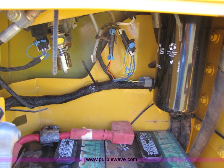 image for item A4654 2003 John Deere 450H LT dozer