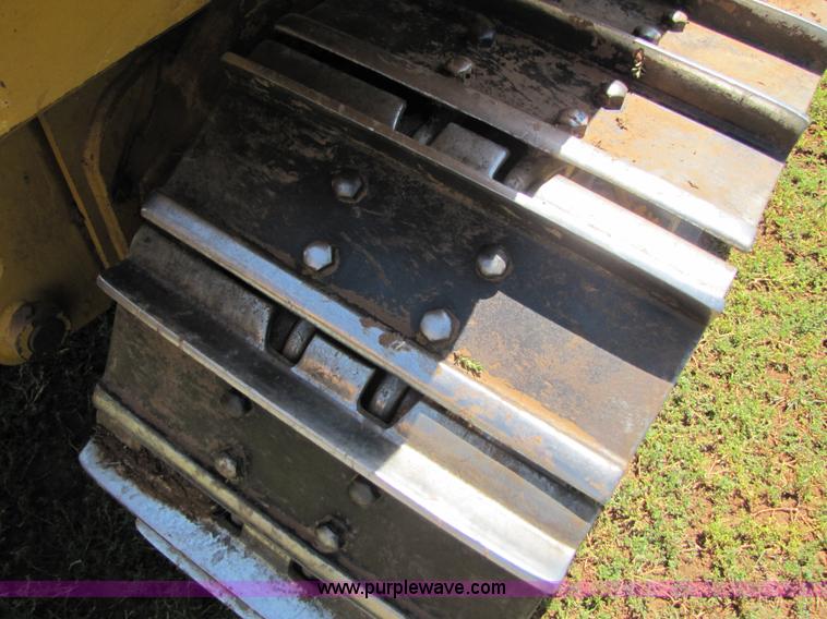 image for item A4654 2003 John Deere 450H LT dozer