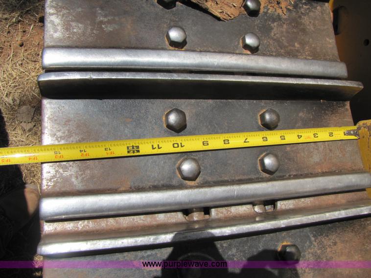 image for item A4654 2003 John Deere 450H LT dozer