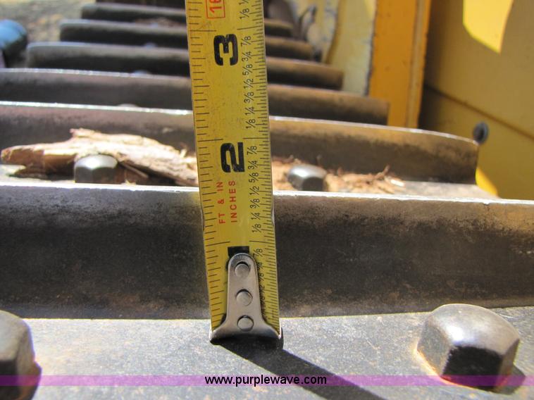 image for item A4654 2003 John Deere 450H LT dozer