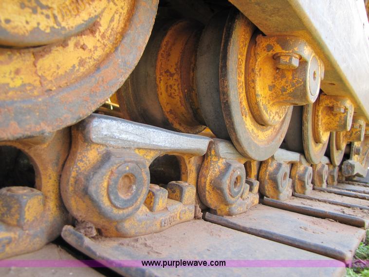 image for item A4654 2003 John Deere 450H LT dozer