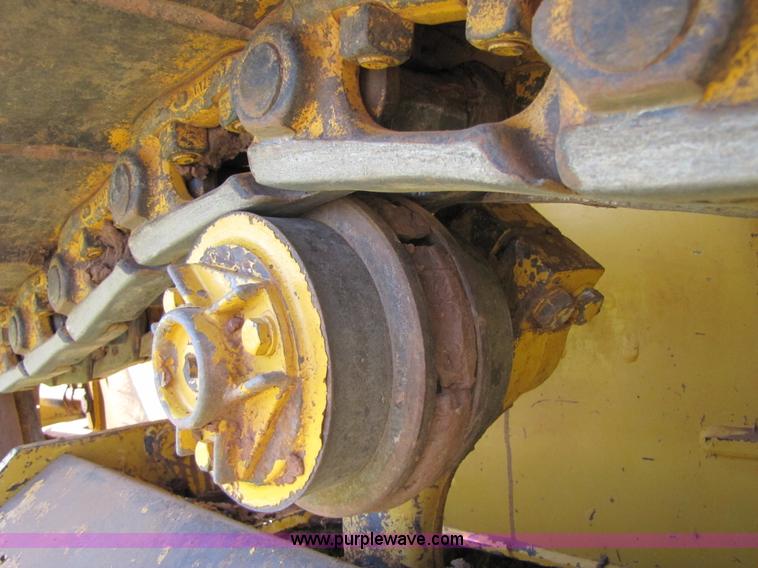 image for item A4654 2003 John Deere 450H LT dozer