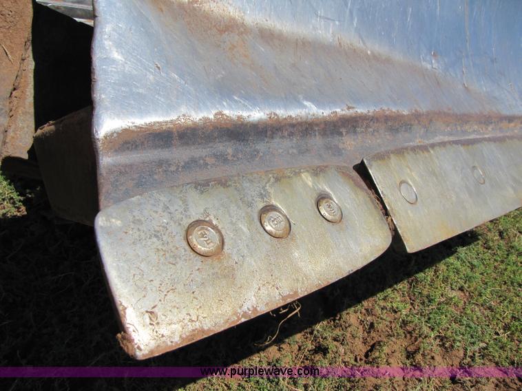 image for item A4654 2003 John Deere 450H LT dozer