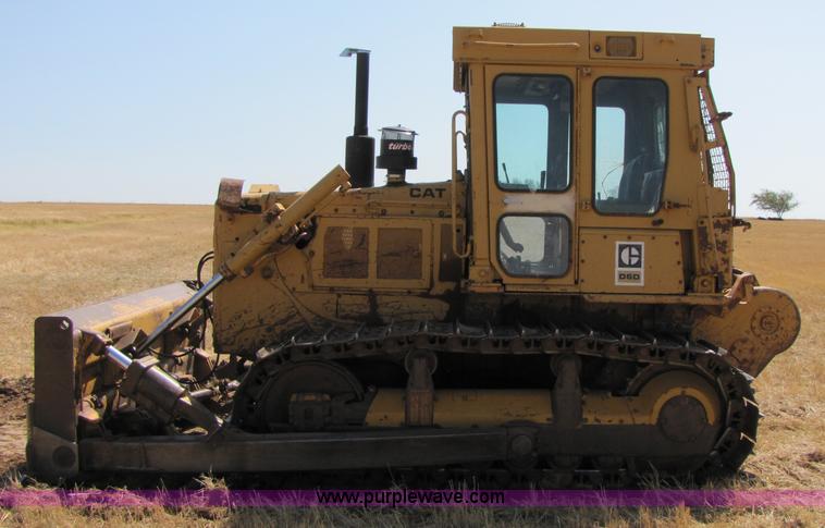 image for item A4667 1980 Caterpillar D6D dozer