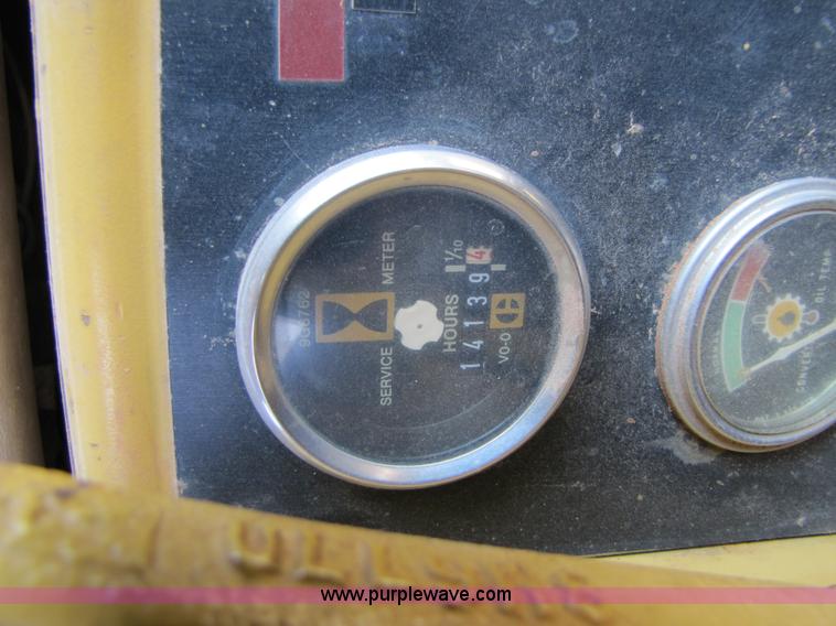 image for item A4667 1980 Caterpillar D6D dozer