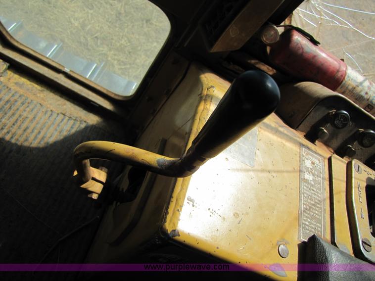 image for item A4667 1980 Caterpillar D6D dozer