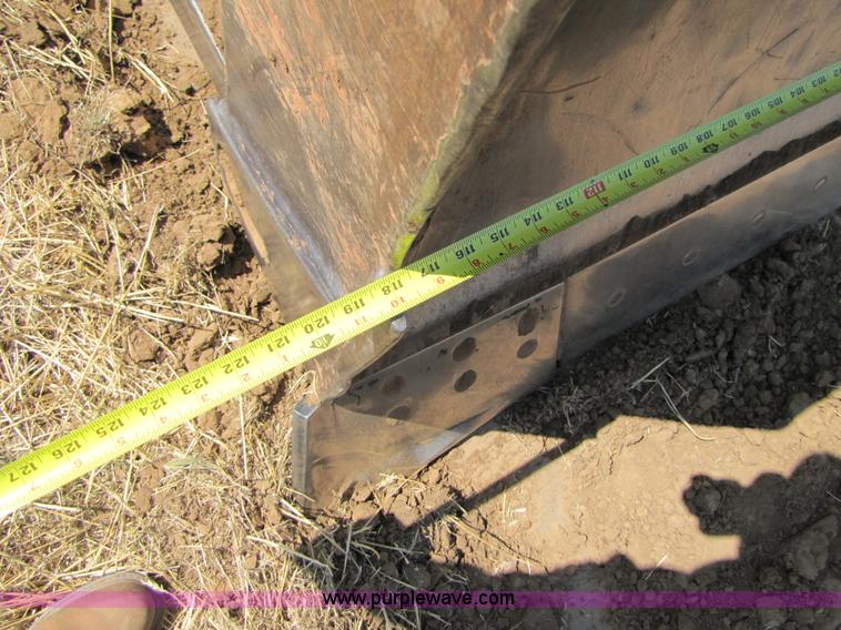 image for item A4667 1980 Caterpillar D6D dozer