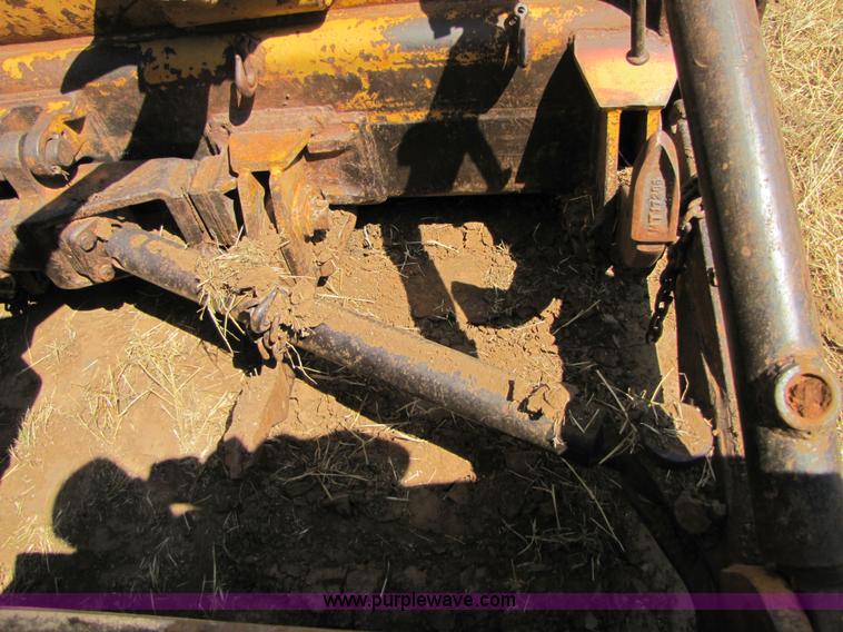 image for item A4667 1980 Caterpillar D6D dozer