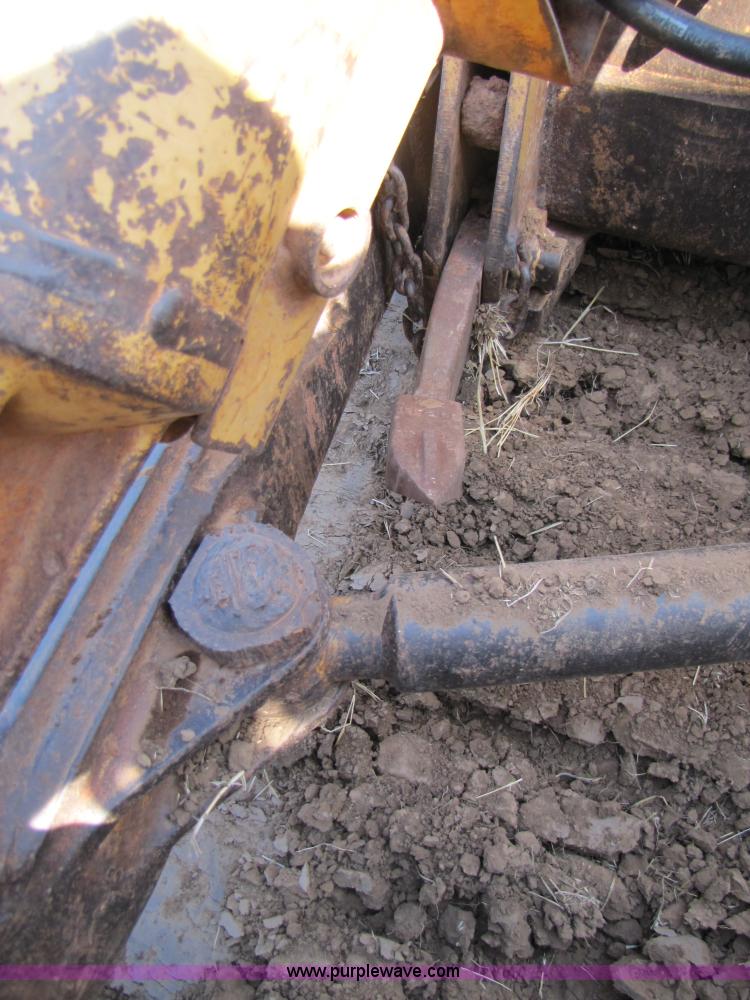 image for item A4667 1980 Caterpillar D6D dozer