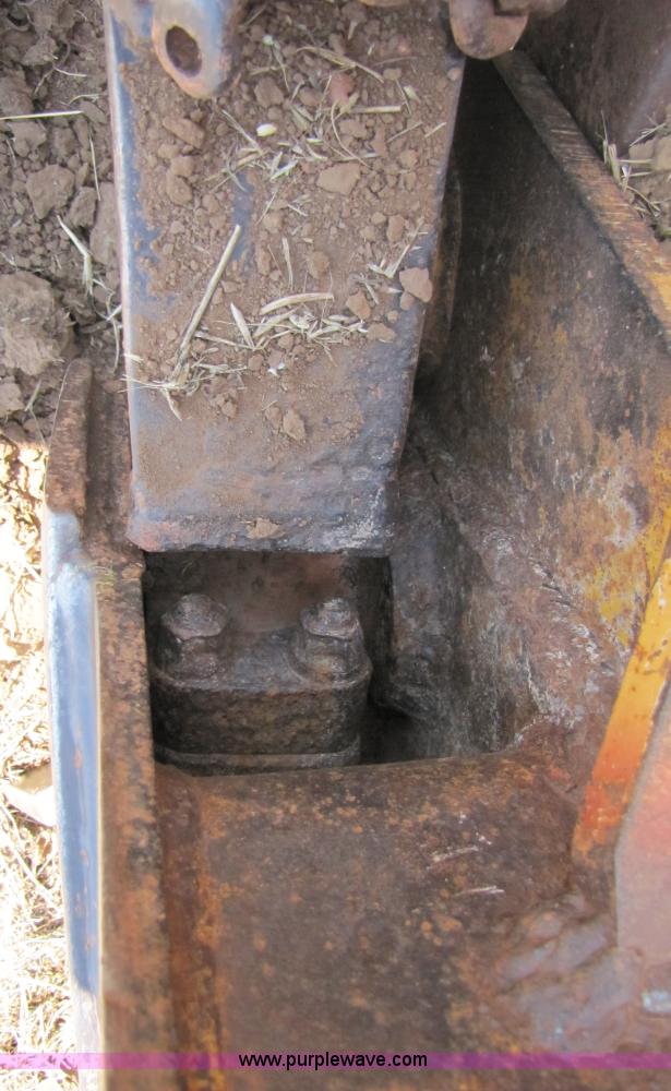 image for item A4667 1980 Caterpillar D6D dozer