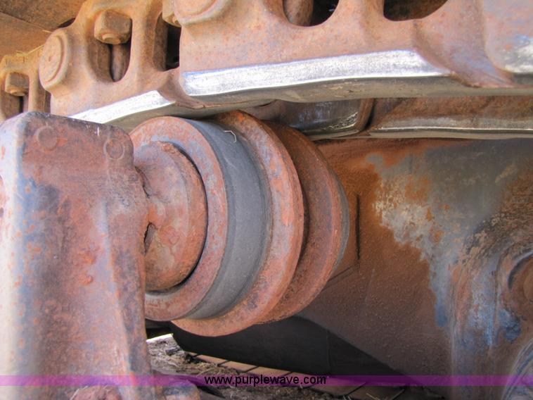 image for item A4667 1980 Caterpillar D6D dozer