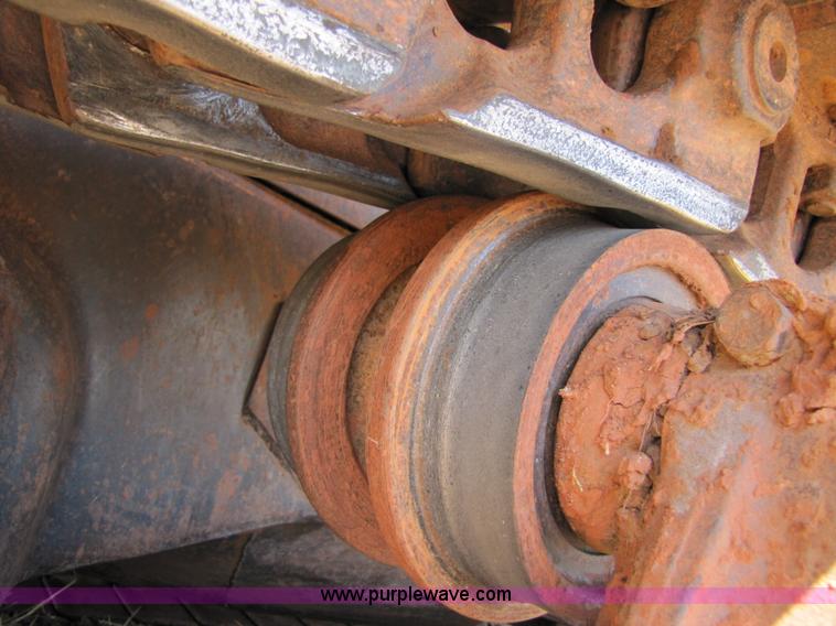 image for item A4667 1980 Caterpillar D6D dozer