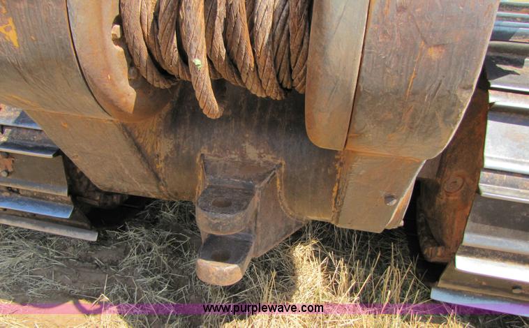 image for item A4667 1980 Caterpillar D6D dozer