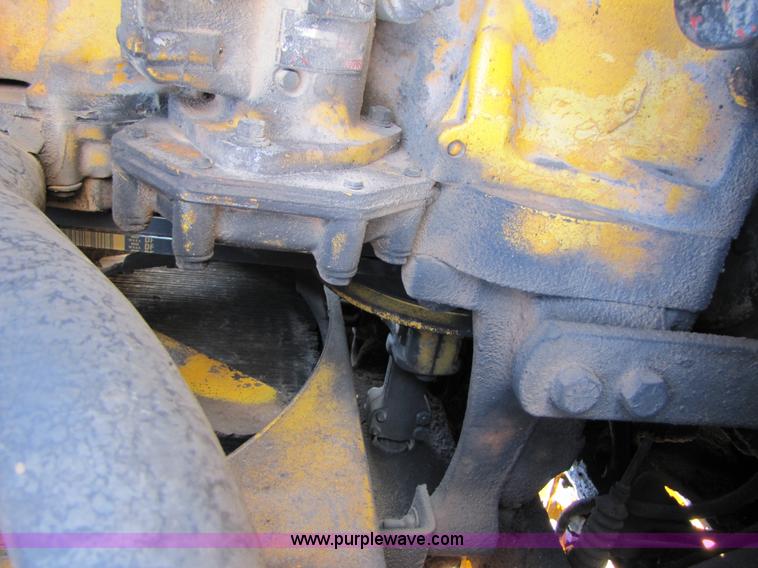 image for item A4669 John Deere 670 motor grader