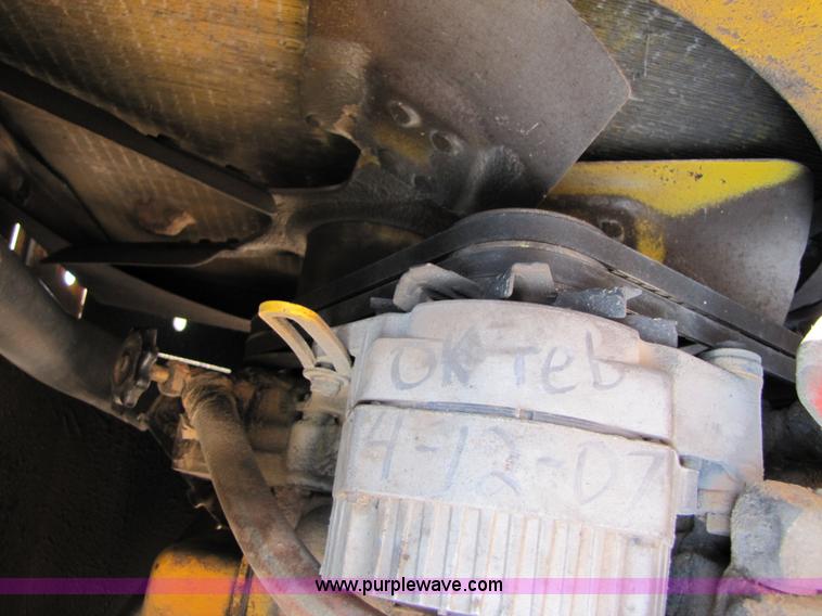 image for item A4669 John Deere 670 motor grader