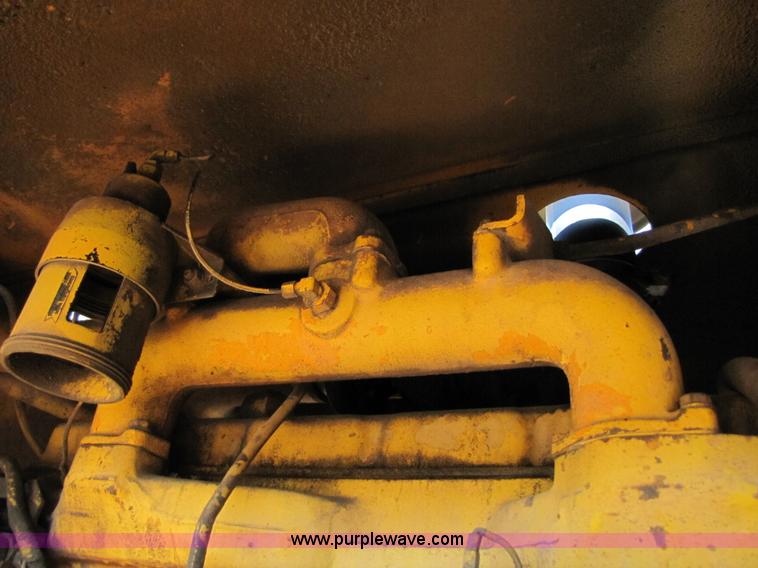 image for item A4669 John Deere 670 motor grader