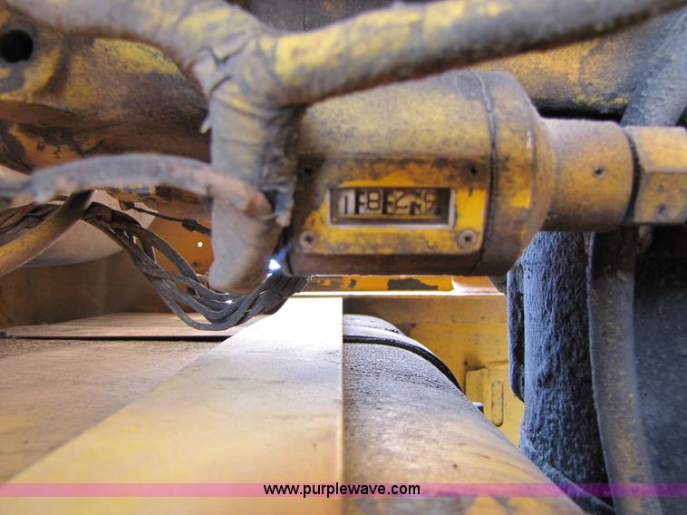 image for item A4669 John Deere 670 motor grader