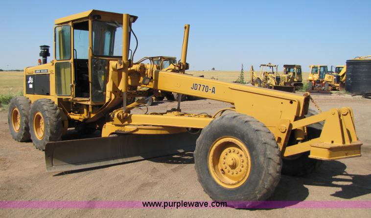 image for item A4670 John Deere 770A motor grader