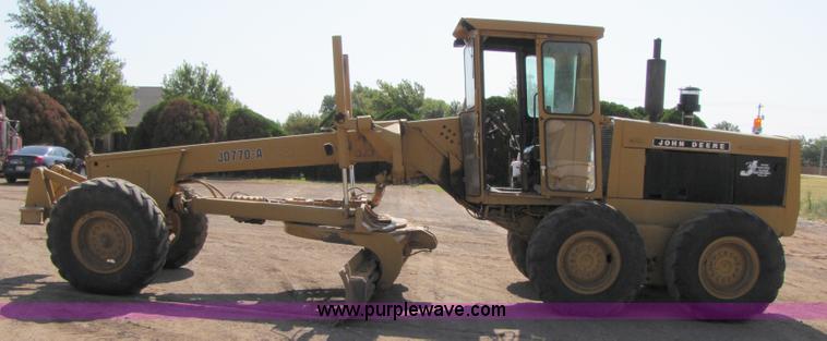 image for item A4670 John Deere 770A motor grader