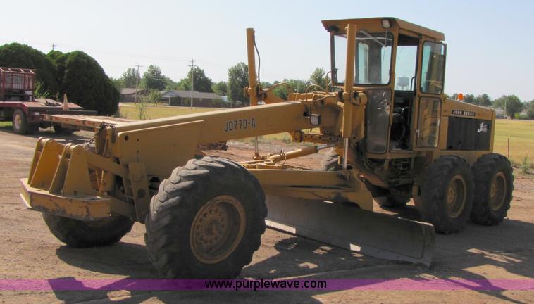 image for item A4670 John Deere 770A motor grader