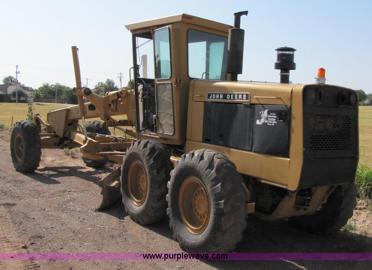 image for item A4670 John Deere 770A motor grader
