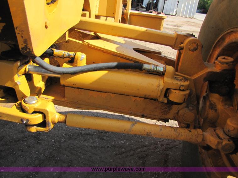 image for item A4670 John Deere 770A motor grader