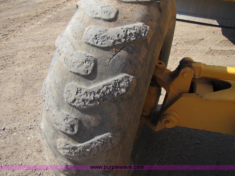 image for item A4670 John Deere 770A motor grader