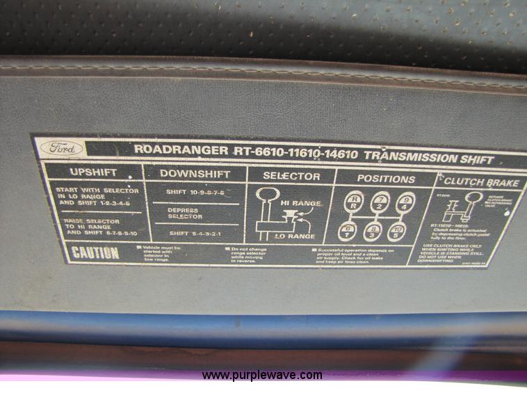 image for item A4672 1984 Ford 8000 winch truck