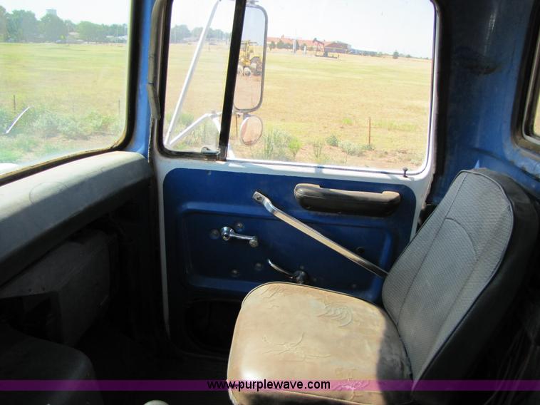 image for item A4672 1984 Ford 8000 winch truck