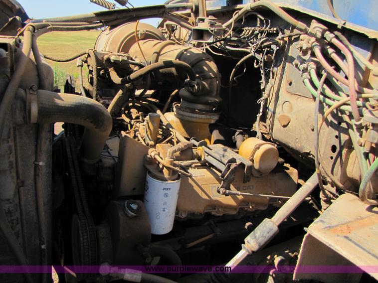 image for item A4672 1984 Ford 8000 winch truck