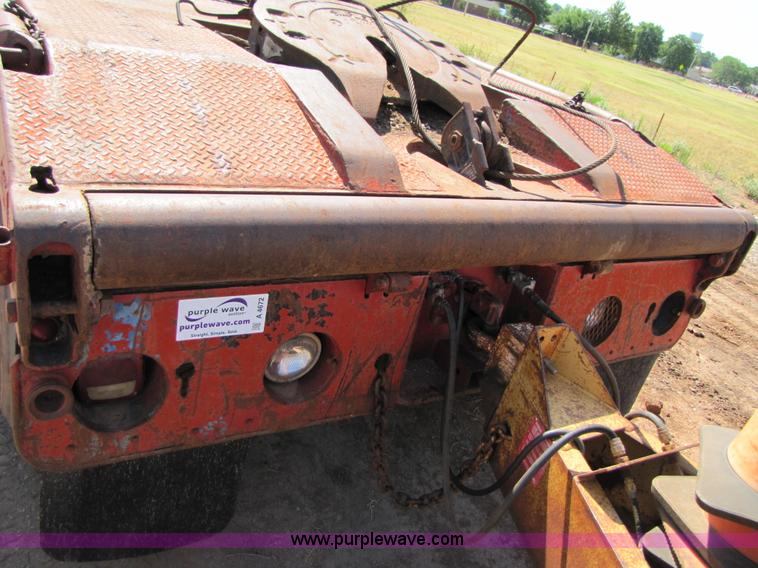 image for item A4672 1984 Ford 8000 winch truck