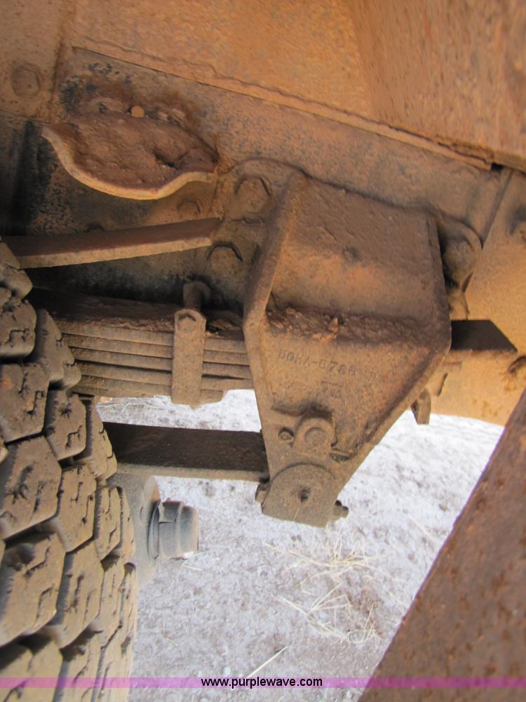 image for item A4672 1984 Ford 8000 winch truck