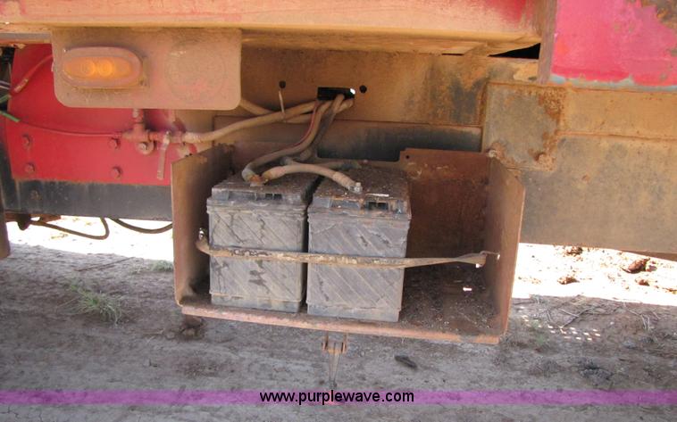 image for item A4672 1984 Ford 8000 winch truck