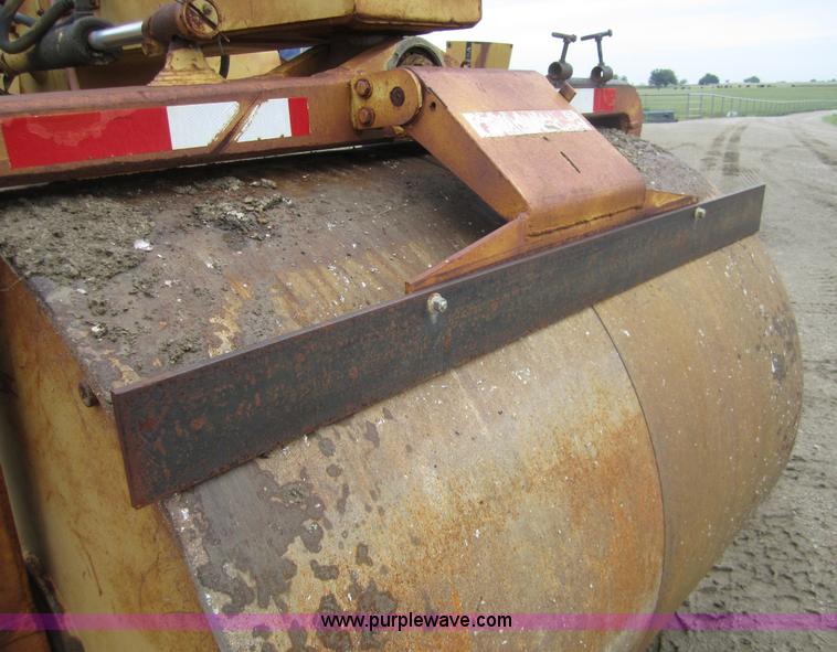 image for item A4718 Hyster C350B double drum roller