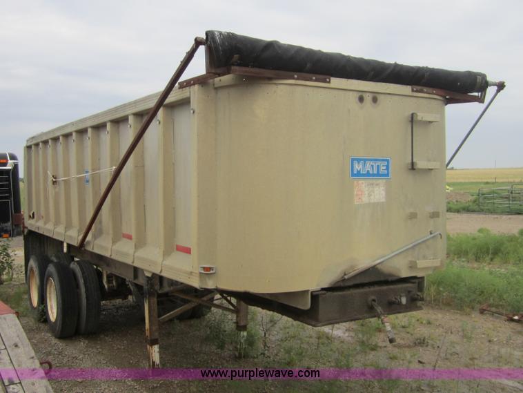 image for item A4720 1978 Mate 24' dump trailer