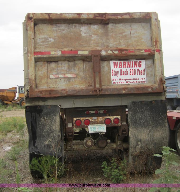 image for item A4720 1978 Mate 24' dump trailer