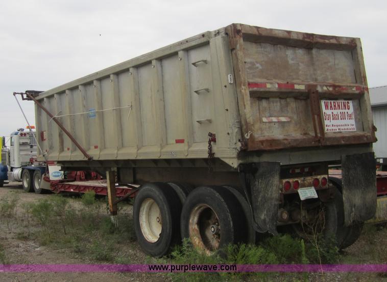 image for item A4720 1978 Mate 24' dump trailer