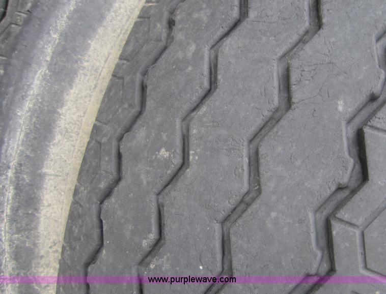 image for item A4720 1978 Mate 24' dump trailer