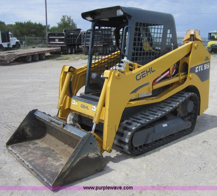 image for item A4724 Gehl CTL55 skid steer