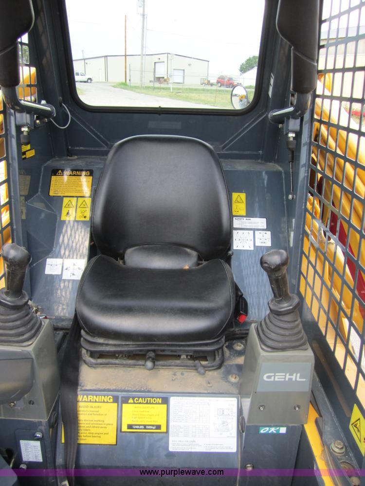 image for item A4724 Gehl CTL55 skid steer